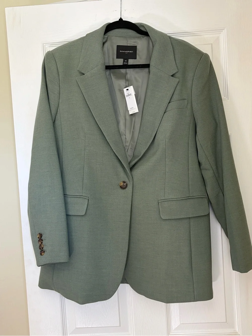 Banana Republic  Women’s Sage Green Single-Button Blazer